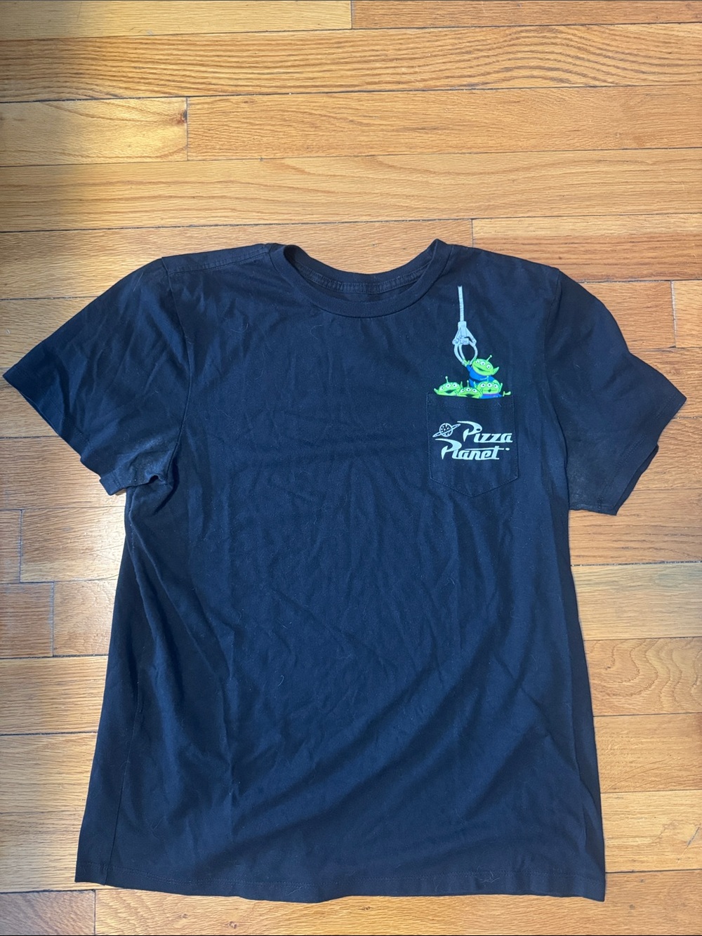 Toy Story Pizza Planet Shirt Size L Black Tee Aliens Disney Pocket Claw